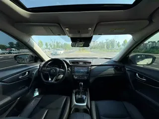 Nissan X-Trail 2025 купить из Китая, цена 2 028 000 ₽ — Suifenhe Auto