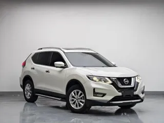 Nissan X-Trail 2022 купить из Китая, цена 2 361 000 ₽ — Suifenhe Auto