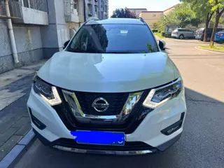 Nissan X-Trail 2020 купить из Китая, цена 2 243 000 ₽ — Suifenhe Auto