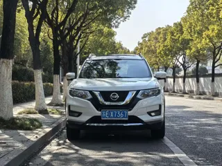 Nissan X-Trail 2020 купить из Китая, цена 2 154 000 ₽ — Suifenhe Auto
