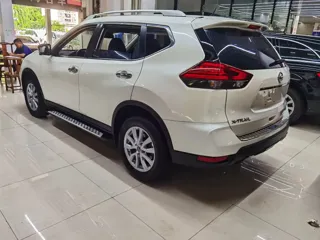 Nissan X-Trail 2019 купить из Китая, цена 1 995 000 ₽ — Suifenhe Auto