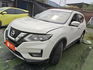 Nissan X-Trail 2020 купить из Китая, цена 2 180 000 ₽ — Suifenhe Auto