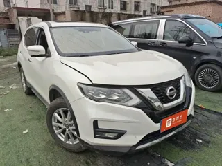 Nissan X-Trail 2020 купить из Китая, цена 2 180 000 ₽ — Suifenhe Auto