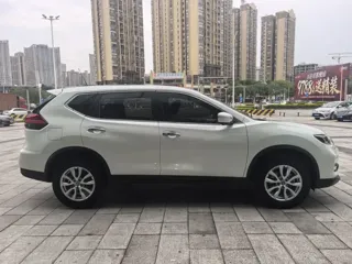 Nissan X-Trail 2019 купить из Китая, цена 2 164 000 ₽ — Suifenhe Auto
