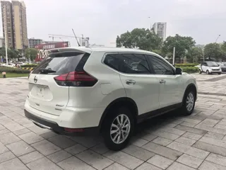Nissan X-Trail 2019 купить из Китая, цена 2 164 000 ₽ — Suifenhe Auto