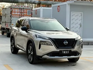 Nissan X-Trail 2023 купить из Китая, цена 5 511 000 ₽ — Suifenhe Auto