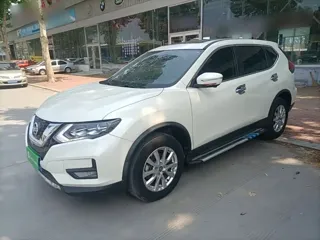 Nissan X-Trail 2020 купить из Китая, цена 2 279 000 ₽ — Suifenhe Auto