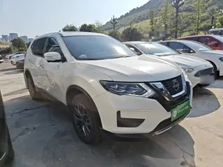 Nissan X-Trail 2025 купить из Китая, цена 2 476 000 ₽ — Suifenhe Auto