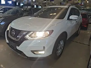 Nissan X-Trail 2018 купить из Китая, цена 2 012 000 ₽ — Suifenhe Auto