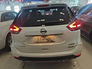 Nissan X-Trail 2018 купить из Китая, цена 2 012 000 ₽ — Suifenhe Auto