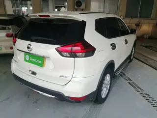 Nissan X-Trail 2021 купить из Китая, цена 2 288 000 ₽ — Suifenhe Auto