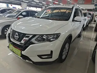 Nissan X-Trail 2020 купить из Китая, цена 2 209 000 ₽ — Suifenhe Auto