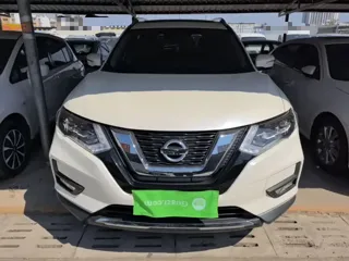 Nissan X-Trail 2024 купить из Китая, цена 2 276 000 ₽ — Suifenhe Auto