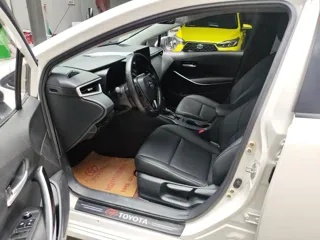 Toyota Corolla 2023 купить из Китая, цена 1 666 000 ₽ — Suifenhe Auto