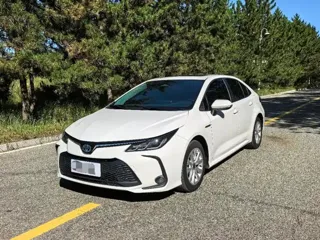 Toyota Corolla 2023 купить из Китая, цена 1 630 000 ₽ — Suifenhe Auto