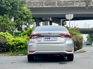 Toyota Corolla 2023 купить из Китая, цена 1 347 000 ₽ — Suifenhe Auto