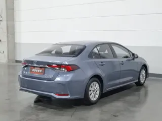 Toyota Corolla 2023 купить из Китая, цена 1 558 000 ₽ — Suifenhe Auto