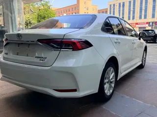 Toyota Corolla 2023 купить из Китая, цена 1 412 000 ₽ — Suifenhe Auto