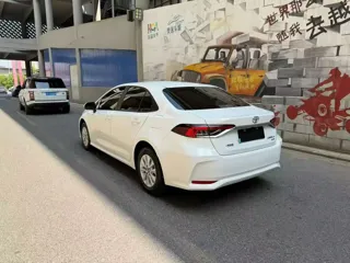 Toyota Corolla 2020 купить из Китая, цена 1 445 000 ₽ — Suifenhe Auto