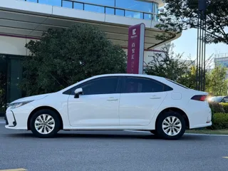 Toyota Corolla 2019 купить из Китая, цена 1 250 000 ₽ — Suifenhe Auto
