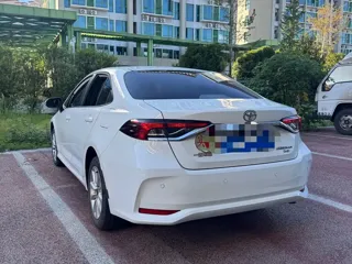 Toyota Corolla 2023 купить из Китая, цена 1 543 000 ₽ — Suifenhe Auto