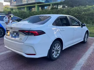 Toyota Corolla 2023 купить из Китая, цена 1 543 000 ₽ — Suifenhe Auto