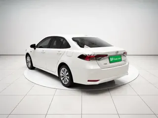 Toyota Corolla 2023 купить из Китая, цена 1 319 000 ₽ — Suifenhe Auto