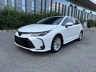 Toyota Corolla 2023 купить из Китая, цена 1 603 000 ₽ — Suifenhe Auto