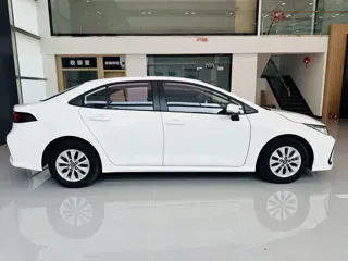 Toyota Corolla 2023 купить из Китая, цена 1 344 000 ₽ — Suifenhe Auto