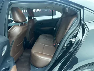 Toyota Corolla 2023 купить из Китая, цена 1 694 000 ₽ — Suifenhe Auto