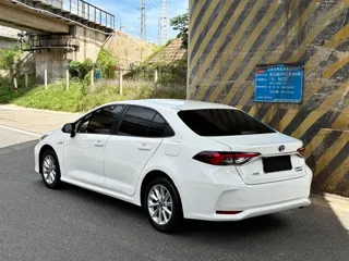 Toyota Corolla 2023 купить из Китая, цена 1 614 000 ₽ — Suifenhe Auto
