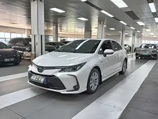 Toyota Corolla 2023 купить из Китая, цена 1 666 000 ₽ — Suifenhe Auto