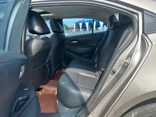 Toyota Corolla 2023 купить из Китая, цена 1 681 000 ₽ — Suifenhe Auto