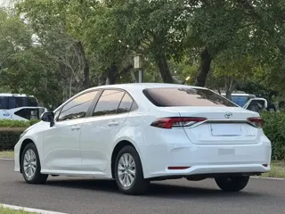 Toyota Corolla 2022 купить из Китая, цена 1 214 000 ₽ — Suifenhe Auto