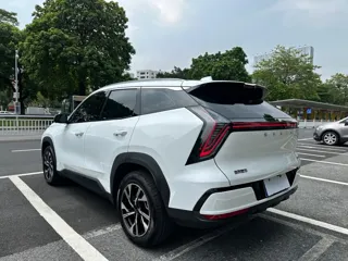 Geely Boyue L 2026 купить из Китая, цена 2 984 000 ₽ — Suifenhe Auto