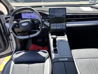 Geely Boyue L 2024 купить из Китая, цена 2 713 000 ₽ — Suifenhe Auto