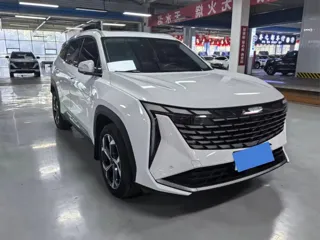 Geely Boyue L 2025 купить из Китая, цена 3 026 000 ₽ — Suifenhe Auto