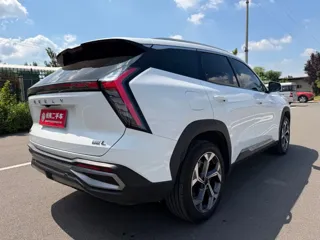 Geely Boyue L 2024 купить из Китая, цена 2 673 000 ₽ — Suifenhe Auto