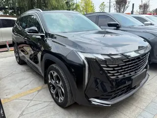 Geely Boyue L 2024 купить из Китая, цена 2 667 000 ₽ — Suifenhe Auto