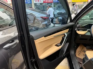 Geely Boyue L 2024 купить из Китая, цена 2 667 000 ₽ — Suifenhe Auto