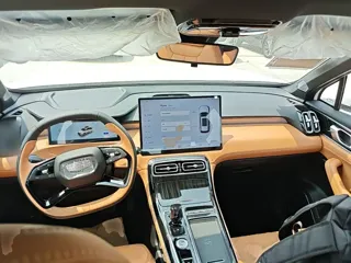 Geely Boyue L 2026 купить из Китая, цена 3 151 000 ₽ — Suifenhe Auto