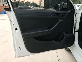 Jetta VA3 2023 купить из Китая, цена 1 177 000 ₽ — Suifenhe Auto