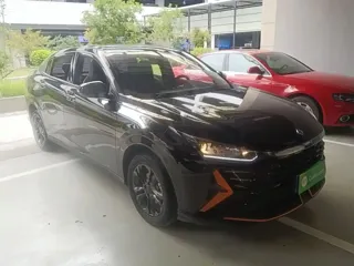 Dongfeng Aeolus Yixuan 2024 купить из Китая, цена 1 314 000 ₽ — Suifenhe Auto