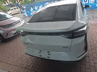 Dongfeng Aeolus Yixuan 2025 купить из Китая, цена 1 372 000 ₽ — Suifenhe Auto