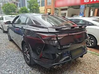 Dongfeng Aeolus Yixuan 2022 купить из Китая, цена 990 000 ₽ — Suifenhe Auto