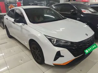 Dongfeng Aeolus Yixuan 2022 купить из Китая, цена 969 000 ₽ — Suifenhe Auto