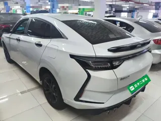 Dongfeng Aeolus Yixuan 2022 купить из Китая, цена 969 000 ₽ — Suifenhe Auto