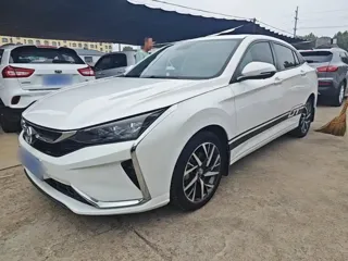 Dongfeng Aeolus Yixuan 2020 купить из Китая, цена 1 155 000 ₽ — Suifenhe Auto