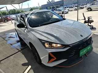 Dongfeng Aeolus Yixuan 2024 купить из Китая, цена 1 258 000 ₽ — Suifenhe Auto