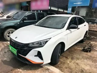 Dongfeng Aeolus Yixuan 2023 купить из Китая, цена 1 186 000 ₽ — Suifenhe Auto